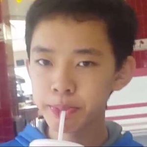 Meet your Posher, Lee